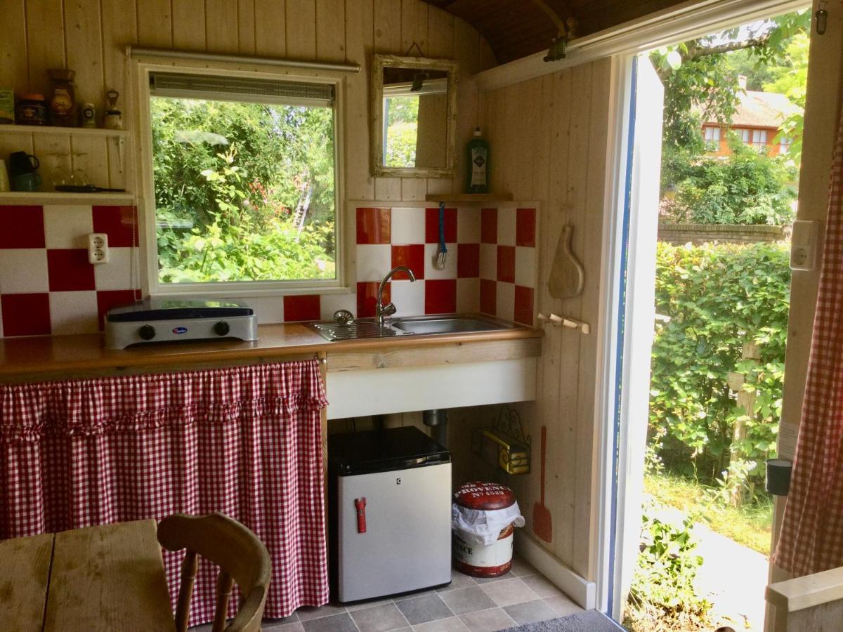 De Akker, Unieke Overnachting In Pipowagens! Ommeren Экстерьер фото